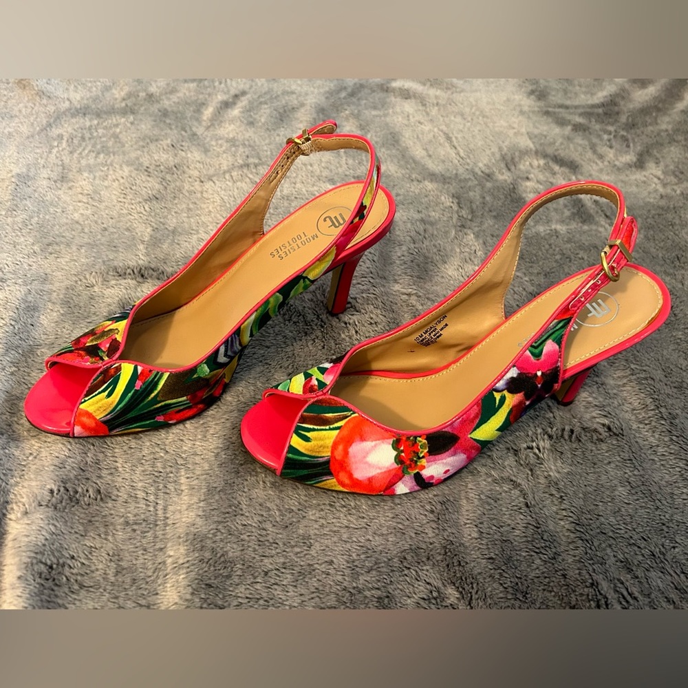 Mootsies Tootsie-Alyson Tropical Floral Peep Toe Sling Back. Size 10 - Picture 11 of 11